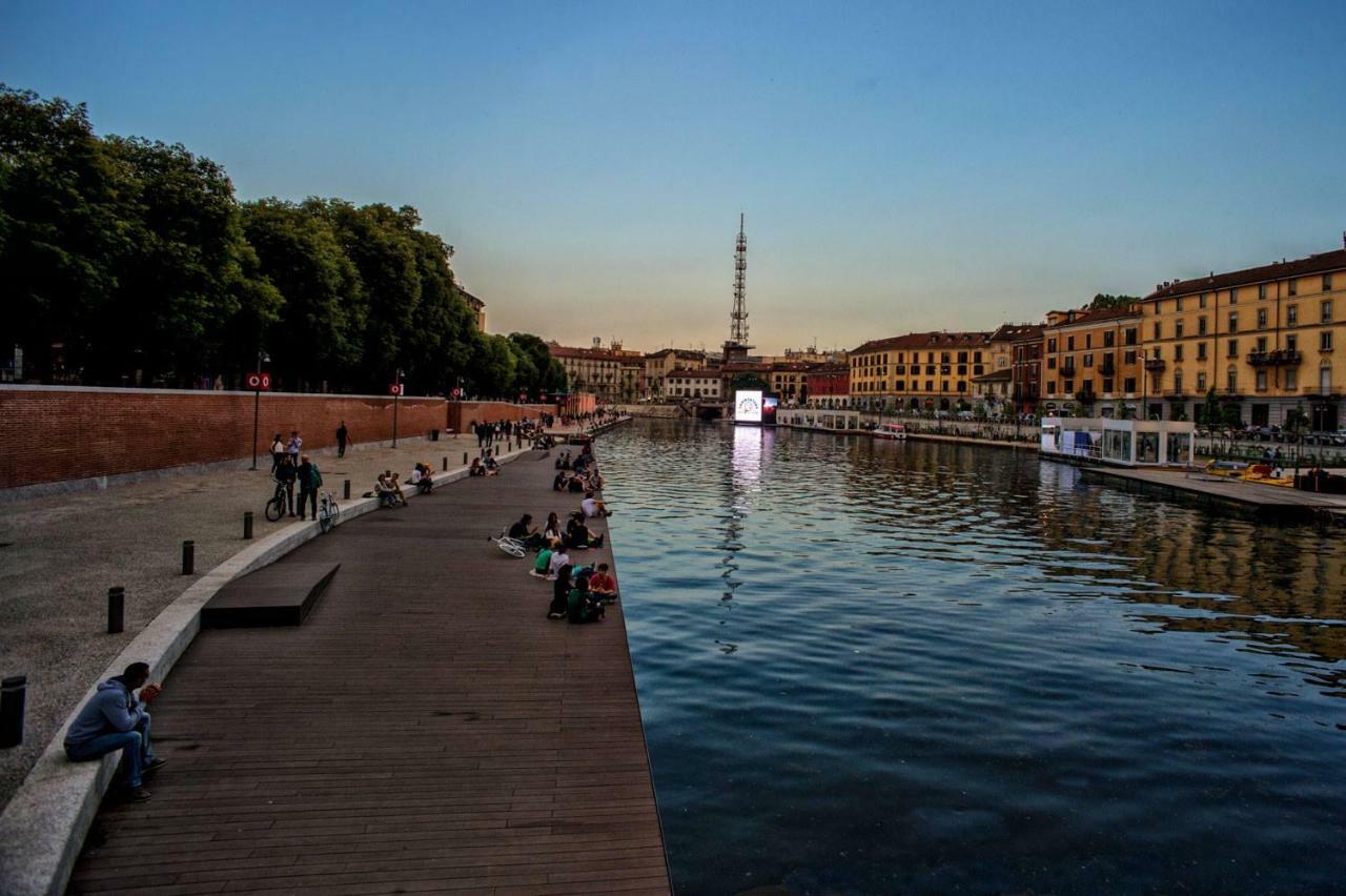 Paki Home Nel Cuore Dei Navigli Di Milano Zewnętrze zdjęcie