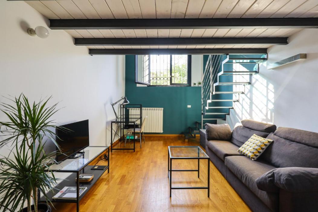 Paki Home Nel Cuore Dei Navigli Di Milano Zewnętrze zdjęcie
